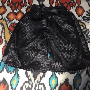 Under armour boys shorts